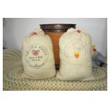 Wood barrel with stuffed chicken, p...