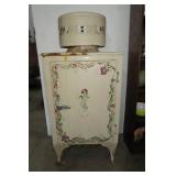 General Electric refrigerator, has ...