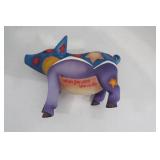 Decorative pig figures, lighter...