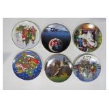 Assorted Christmas items - rug, tre...