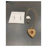 12K gold heart locket necklace and ...