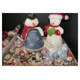 Snowmen, Santas, salt/pepper and el...