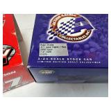 Robert Pressley #77 Jasper Engines / Parts 2000 Taurus