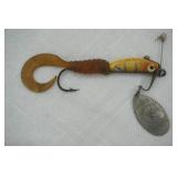 Vintage Heddon 3 Spinfin Lure