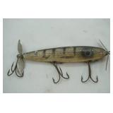 Vintage U3829 F Gilmore Wooden Topwater Fishing Lure