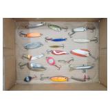 Antique/Vintage Fishing Lures (18ct)