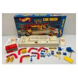 1994 Hot Wheels Car Wash In Original Box (Complete) Box Beat Up