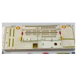 1994 Hot Wheels Car Wash In Original Box (Complete) Box Beat Up