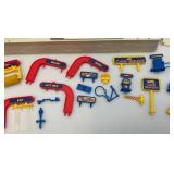 1994 Hot Wheels Car Wash In Original Box (Complete) Box Beat Up