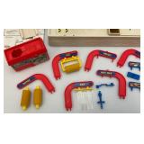 1994 Hot Wheels Car Wash In Original Box (Complete) Box Beat Up