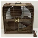Vintage KENMORE Automatic Thermostat 23.5 " Universal Electric Co. Metal Box Fan (WORKS)