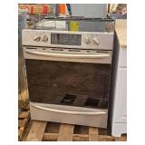Frigidaire Gallery Electric Stove FGEH3047VFE