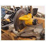 DeWalt® 12" Compound Miter Saw DW705