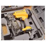 Bostitch Air Coil Nailer RN46-1 with Case