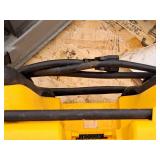 DeWalt® 20V Max Lithium Ion Radio/Charger DCR025