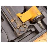 Bostitch Air 1/2"-1-3/8" Staple Nailer S32 SX with Case