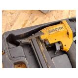 Bostitch Air 1/2"-1-3/8" Staple Nailer S32 SX with Case