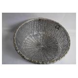 Heavy-Duty Metal Wire Basket 15-inch Diameter