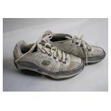 Pair of Skechers Shape-Ups Sneakers, Size 7.5