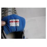 Pair of Used SL Brand Athletic Running Shoes - Size 7.5 US