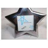 Set of 2 Star-Shaped Photo Frames, Silver and Gold