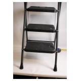 3-Step Folding Metal Ladder with Non-Slip Treads