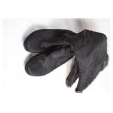 Black Winter Boots with Fur Trim Size 8