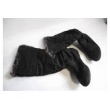 Black Winter Boots with Fur Trim Size 8
