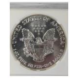 1988 - Silver American Eagle  NGC MS69