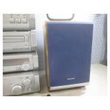 (A-2) Technics SE-HD505 Mini Stereo...