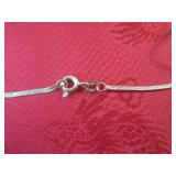 (FS) 14K Gold Necklace - Marked "14...