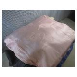 (EW7) Assortment of Tableclothes an...