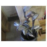 (BSB) Vintage Spalding Golf Bag and...