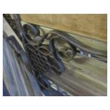 (CS) Vintage 3pc Table and 2 Chairs...