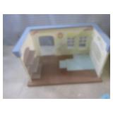 (A-1) Assorted Vintage Play Buildin...