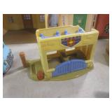 (A-1) Assorted Vintage Play Buildin...