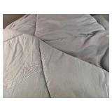 Brand New Hudson & Main Full/Queen Comforter Blue *N