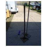 Qty of 2 tampers. 1 10x10 and 1 homemade. As shown.