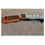 N Scale Chicago Milwaukee St Paul 6412 Locomotive & Hopper