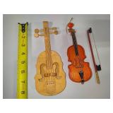 Mini Violins w/Bow