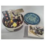 Lot of Buttons/Thimbles