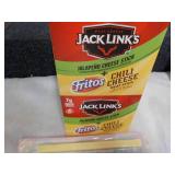 Box of 16 Jack Links Meat Sticks 1....