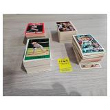 BIG BULK LOT BASEBALL CARDS