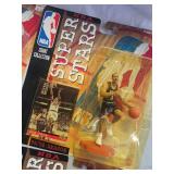6 NBA COURT COLLECTION ACTION FIGURES