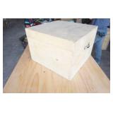 insulated wood box w/handles