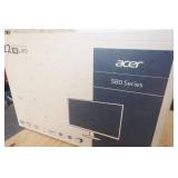 Acer SB0 Series Monitor and Cords