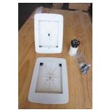 Tablet Stands and Hardware (2ct)