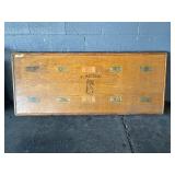 Table top with 40,640 Peso