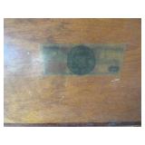 Table top with 40,640 Peso