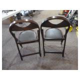 6 Vintage Brentwood Style Folding Chairs